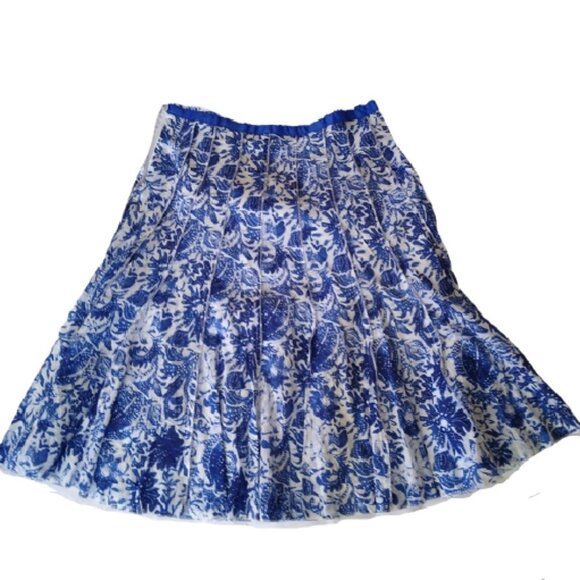 Roz + Ali Full Skirt, Blue + White, Size 10 - Picture 5 of 9